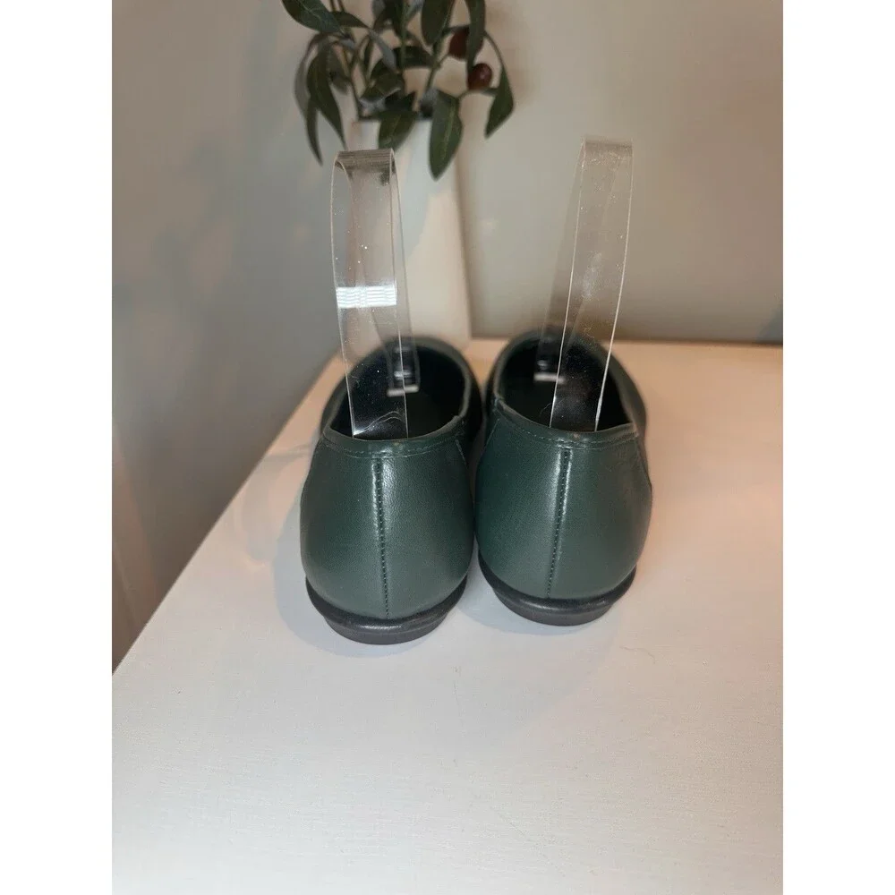 Clarks Dark Green Leather Cushion Soft Ballet Flats Slip On Shoes Womens Size 4